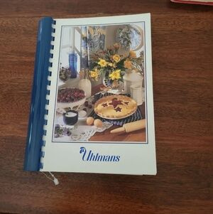 Uhlmans Bowling Green Ohio Community Cookbook Spiralbound 1994 VTG Recipes